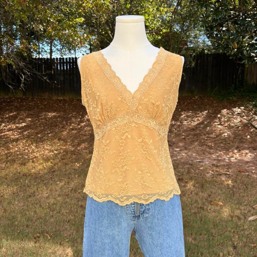 2000s y2k vintage Worthington tan lace sleeveless top 🏹